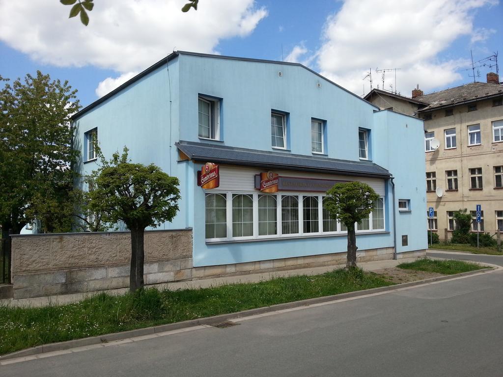 Klub U Namornika Dvůr Králové nad Labem Exterior foto
